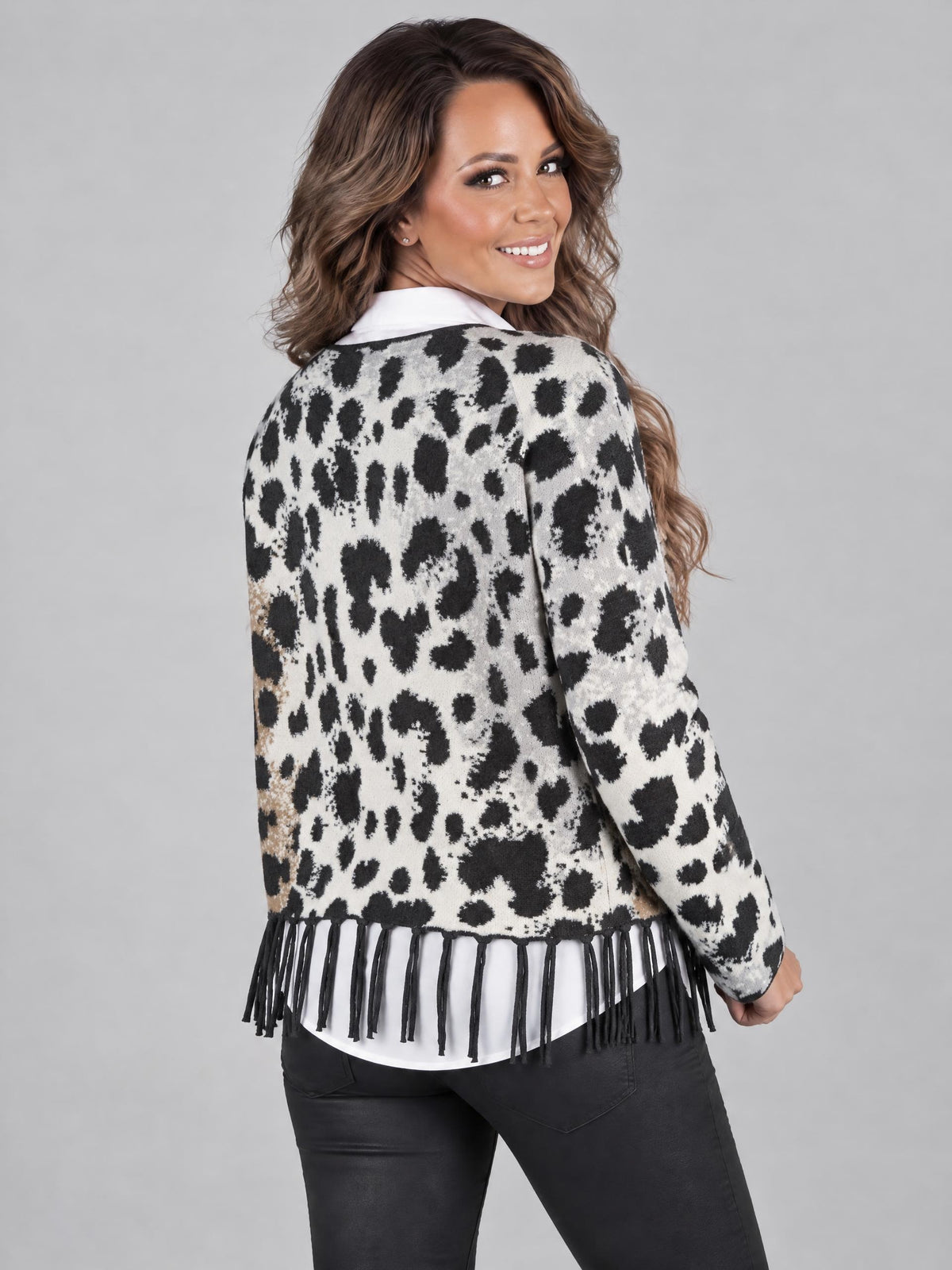 Monari tröja, animalprint – fransar nedtill - Modevillan