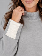 Six-O-Seven tröja, light grey – uppvikta ärmslut - Modevillan